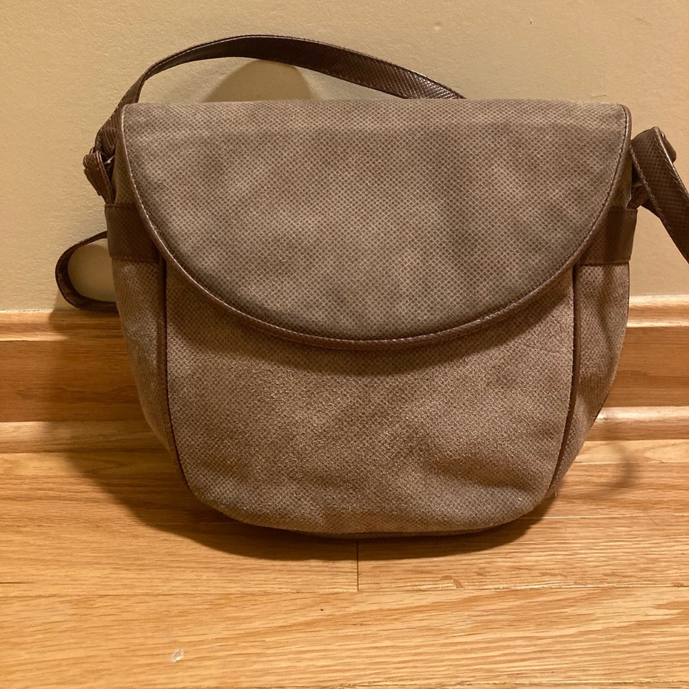 Bottega Veneta Suede Crossbody VINTAGE EUC!!!